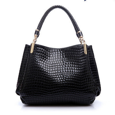 VeraLuxe Bold Elegance Handbag