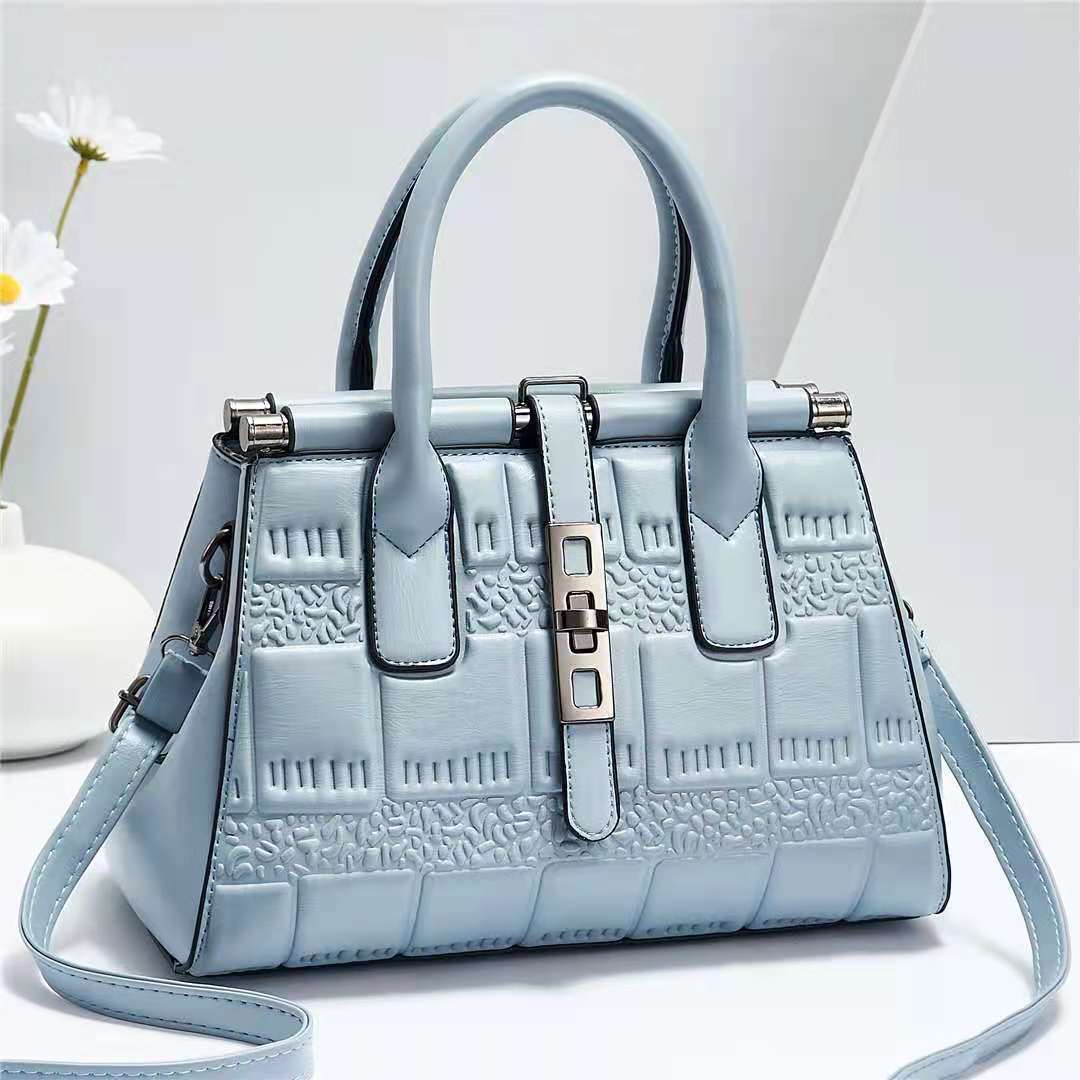 NovaChic – Bolso de Hombro Trendy para la Mujer que Siempre Está Un Paso Adelante