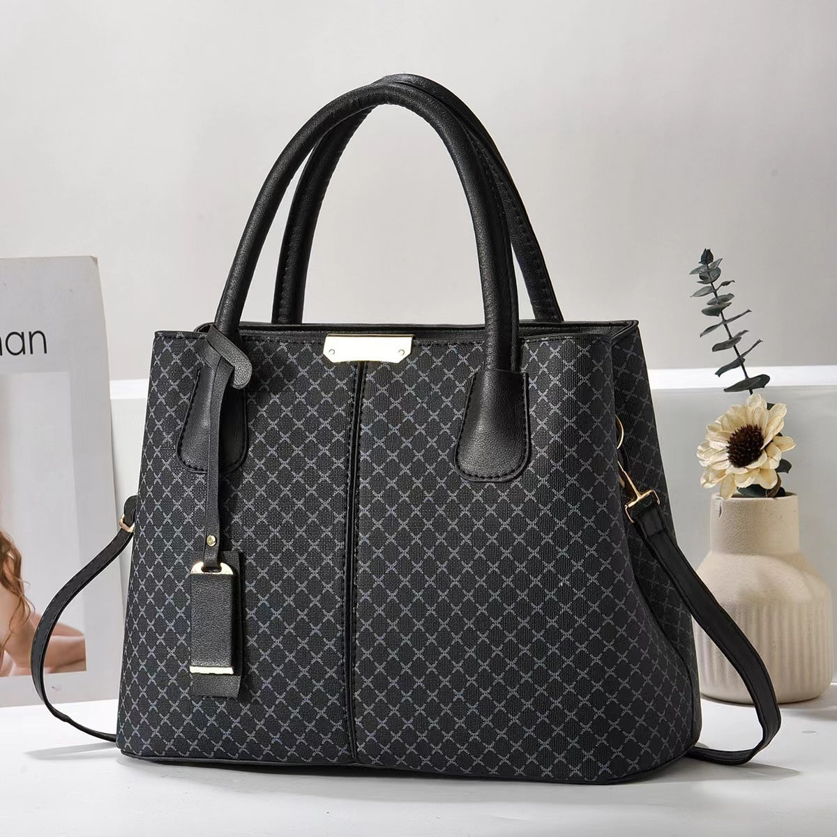 LuxeStride Daily Tote