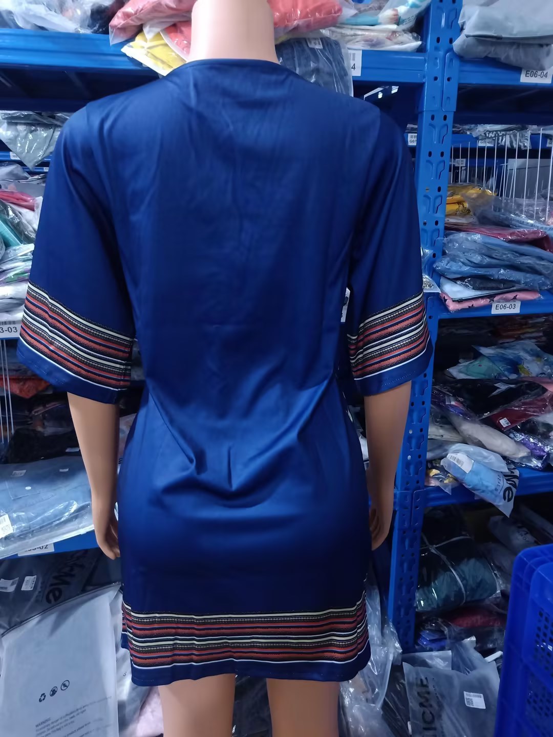 AuraBloom – Vestido Estampado Cuello Redondo para la Reina Natural