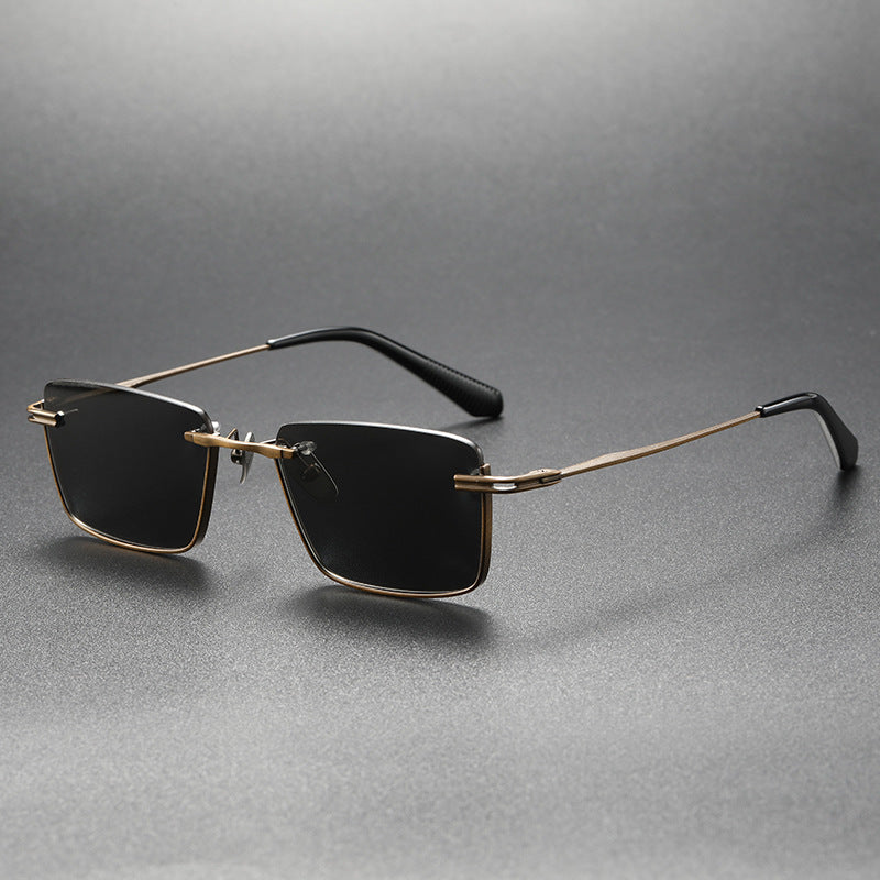 TitanGlow – Gafas de Sol Polarizadas Fashion con Opción Miopía & Marco de Titanio Puro para la Mujer Imparable