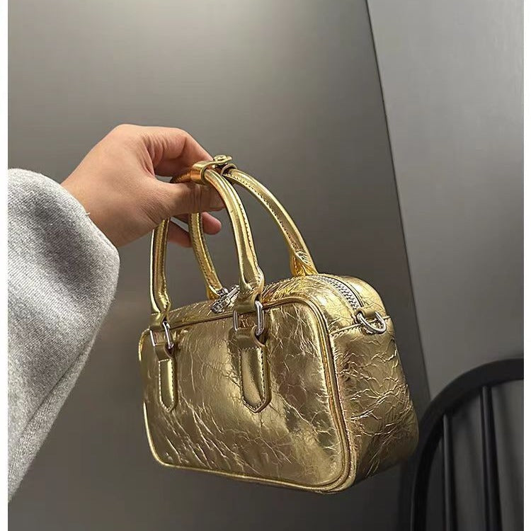 VelvetMuse – Bolso Almohada Retro para la Musa Sofisticada